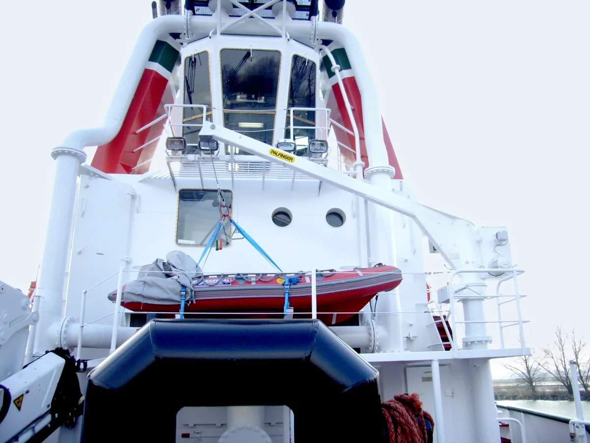 SCM-R Series Rescue Boat Davit